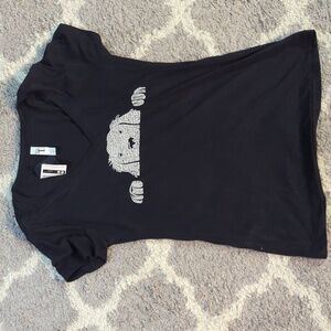 Womens fitted v neck t with a dog made of "woof" never worn